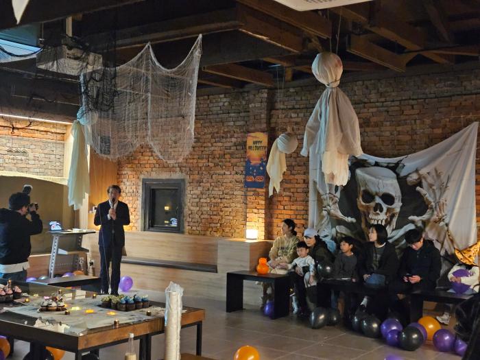 “구례 청년공동체 ‘꿈앗이’, 세대 어우러진 할로윈 파티 성황리 개최” 기사 이미지